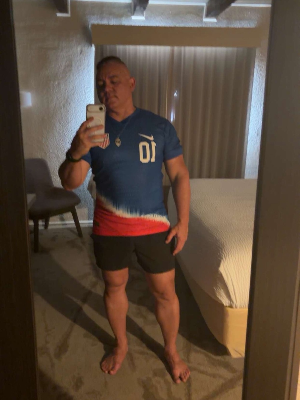 Nike USA Blue Red White Men's Soccer Jersey #10 XXL fits like an XL